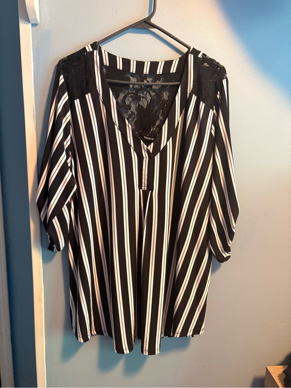 torrid Black & White Vertical Striped V-Neck Blouse with Lace Shoulders